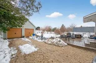 28 Jane St, Roslyn Heights, NY 11577 - Photo 36