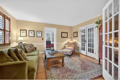 28 Jane Street, Roslyn Heights, NY 11577 - Photo 6