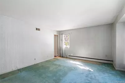 15 Springwood Path, Syosset, NY 11791 - Photo 18