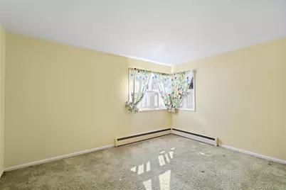 15 Springwood Path, Syosset, NY 11791 - Photo 20