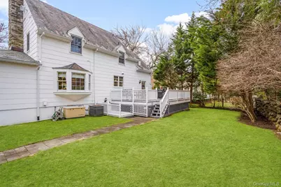 111 Berrian Road, New Rochelle, NY 10804 - Photo 28