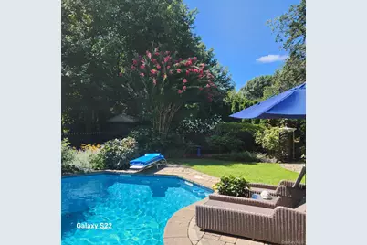 6 Bluffview Court, Miller Place, NY 11764 - Photo 18