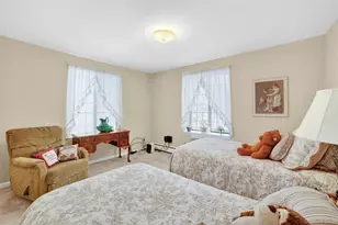 21 Foxwood Dr, Pleasantville, NY 10570 - Photo 18