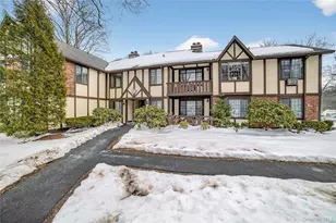 21 Foxwood Dr, Pleasantville, NY 10570 - Photo 2