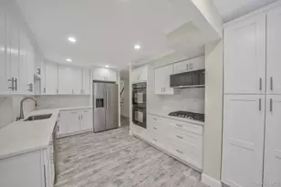 62 Howard St, Patchogue, NY 11772 - Photo 12