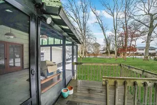 62 Howard St, Patchogue, NY 11772 - Photo 4