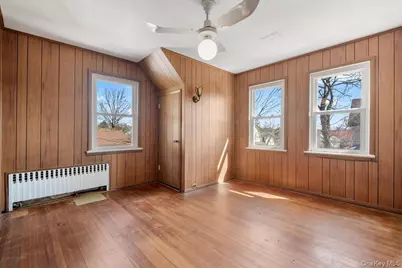 18 Faneuil Place, New Rochelle, NY 10801 - Photo 20