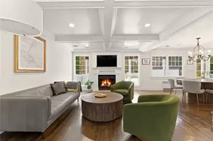 31 Carnegie Ave, Huntington, NY 11743 - Photo 6