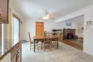 143 Hawthorne St, Mastic, NY 11950 - Photo 8