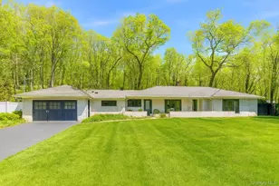 80 Hollow Rd, Stony Brook, NY 11790 - Photo 28