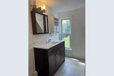 8 Park Avenue, Hillburn, NY 10931 - Photo 4