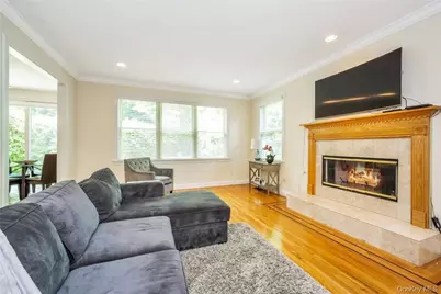 696 Ridgeway, White Plains, NY 10605 - Photo 10