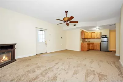 696 Ridgeway, White Plains, NY 10605 - Photo 26