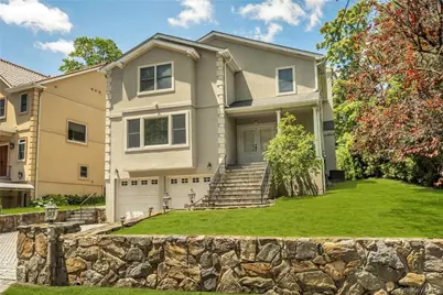 696 Ridgeway, White Plains, NY 10605 - Photo 2