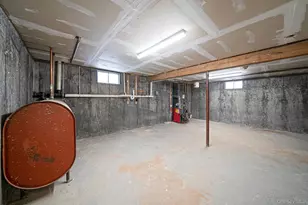 14 Wiltshire Ct, Center Moriches, NY 11934 - Photo 14