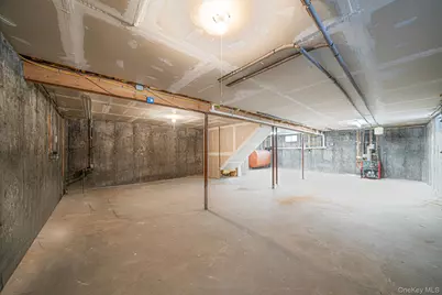 14 Wiltshire Court, Center Moriches, NY 11934 - Photo 16