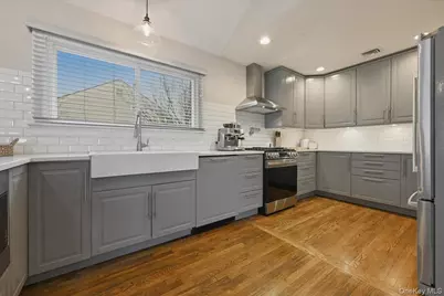 3984 Arthur Avenue N, Seaford, NY 11783 - Photo 10