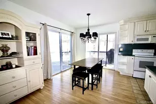 182 Downing Rd, Pleasant Valley, NY 12569 - Photo 4