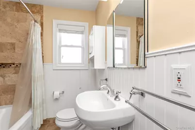 1624 Berkeley Avenue, Baldwin, NY 11510 - Photo 12