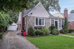 1624 Berkeley Ave, Baldwin, NY 11510 - Photo 20