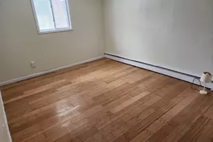 1570 Kenneth Ave, Baldwin, NY 11510 - Photo 4