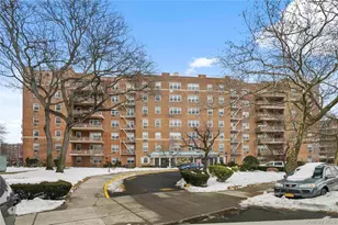 151-35 84th St, Howard Beach, NY 11414 - Photo 32