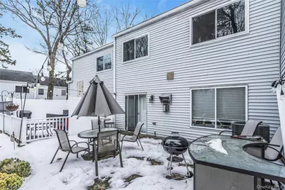 47 Max Court, Islandia, NY 11749 - Photo 16