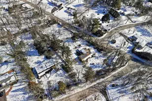 115 Warner Rd, Huntington, NY 11743 - Photo 4