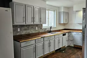 42 Barcelow St, Port Jervis, NY 12771 - Photo 8