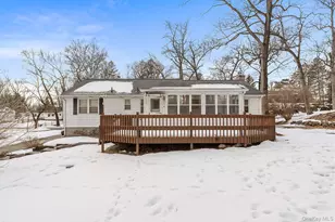 75 Beechwood Ave, Poughkeepsie, NY 12603 - Photo 22