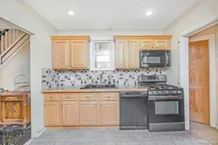 117-37 193rd St, Saint Albans, NY 11412 - Photo 8