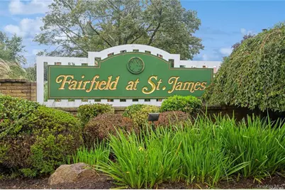 201 Bentley Court E, Saint James, NY 11780 - Photo 26