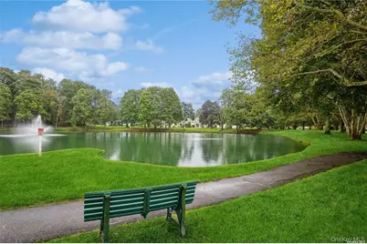 201 Bentley Court E, Saint James, NY 11780 - Photo 20