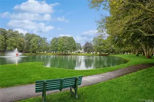 201 Bentley Ct E, Saint James, NY 11780 - Photo 20