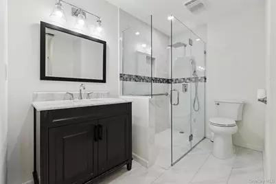 201 Bentley Court E, Saint James, NY 11780 - Photo 12