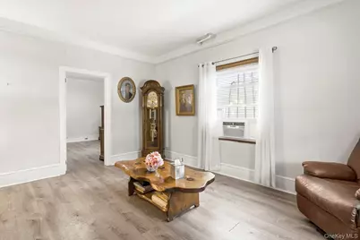 110 Gleneida Avenue #1S, Carmel, NY 10512 - Photo 2