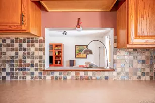 538 Mountain View Ave, Hurley, NY 12443 - Photo 16