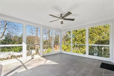 33 Wilmot Circle, Scarsdale, NY 10583 - Photo 12