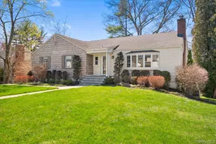 33 Wilmot Cir, Scarsdale, NY 10583 - Photo 2