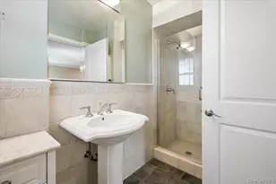 33 Wilmot Cir, Scarsdale, NY 10583 - Photo 20
