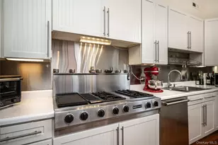 132 Honeywell Ln, Hyde Park, NY 12538 - Photo 22