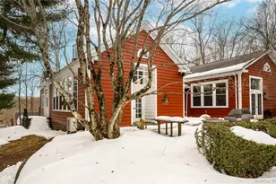 132 Honeywell Ln, Hyde Park, NY 12538 - Photo 2
