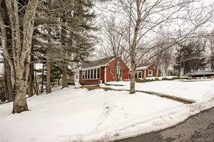 132 Honeywell Ln, Hyde Park, NY 12538 - Photo 4