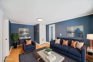 1049 Woodcrest Ave, Riverhead, NY 11901 - Photo 4