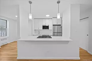 5425 Valles Ave, Bronx, NY 10471 - Photo 8