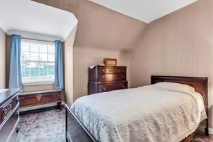 409 Titus Way, East Williston, NY 11596 - Photo 30