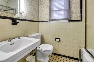 409 Titus Way, East Williston, NY 11596 - Photo 34