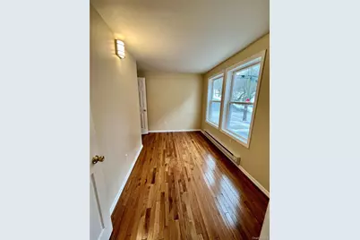 41 Scudder Avenue #1st Floor Rear, Northport, NY 11768 - Photo 4