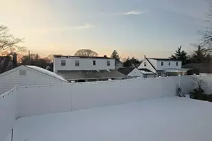 181 Barrymore Blvd, Franklin Square, NY 11010 - Photo 14