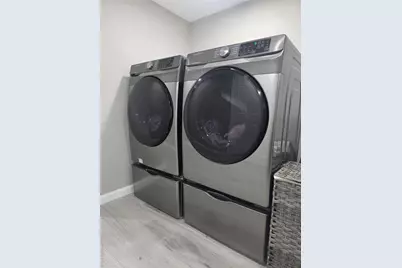 181 Barrymore Boulevard, Franklin Square, NY 11010 - Photo 12